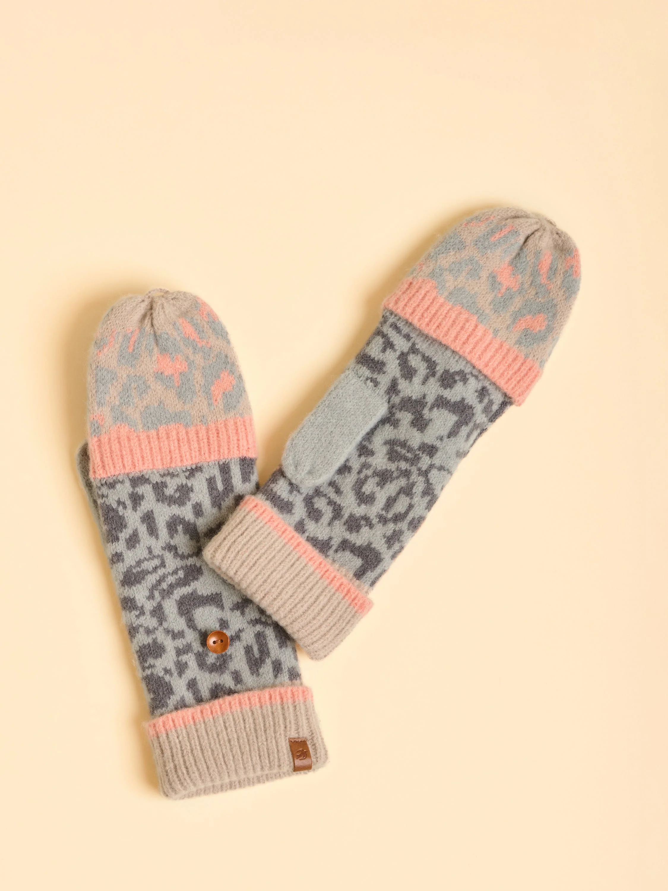 Animax Mitten Glove - Image 4