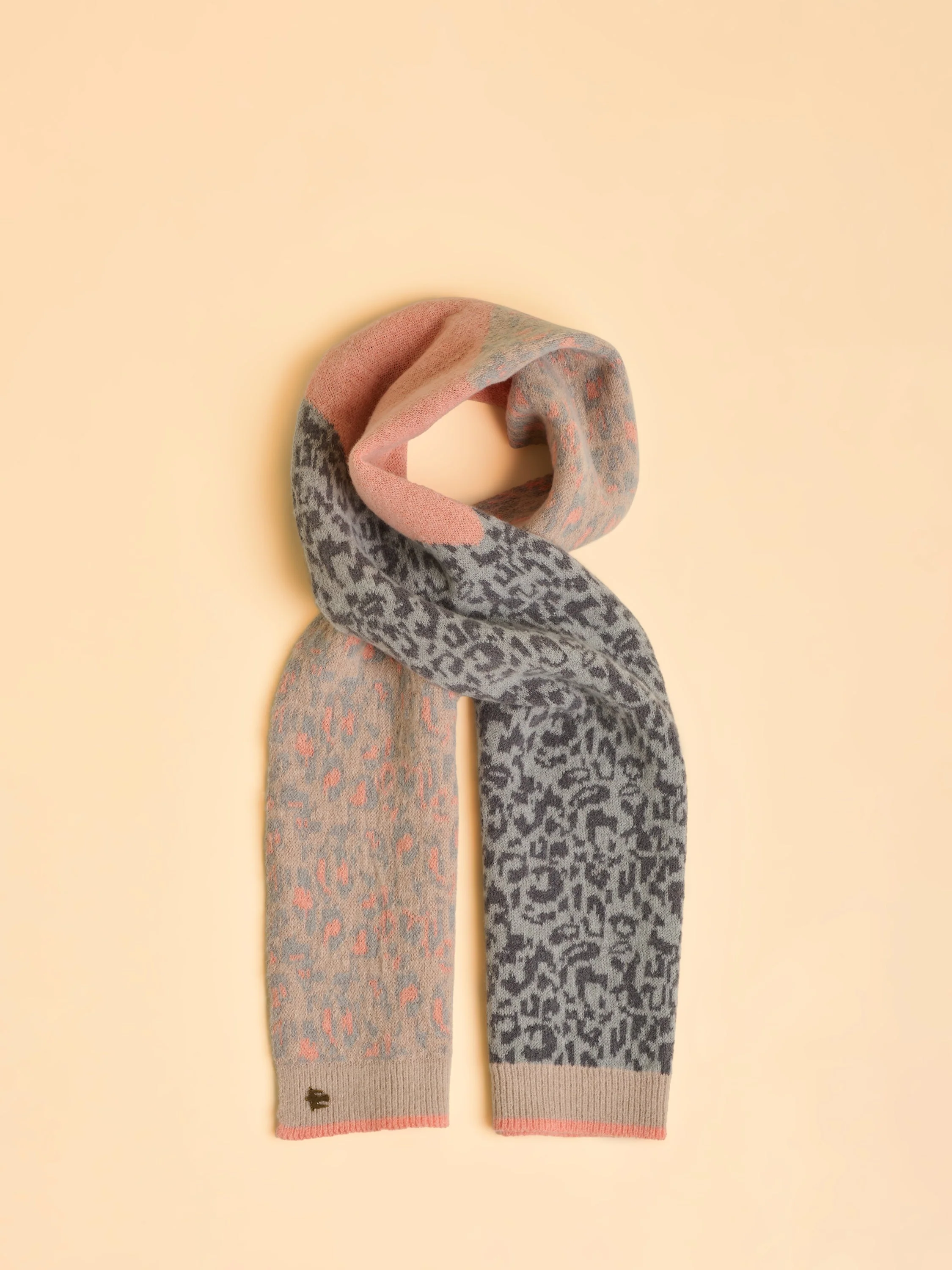 Animax Knitted Scarf - Image 4
