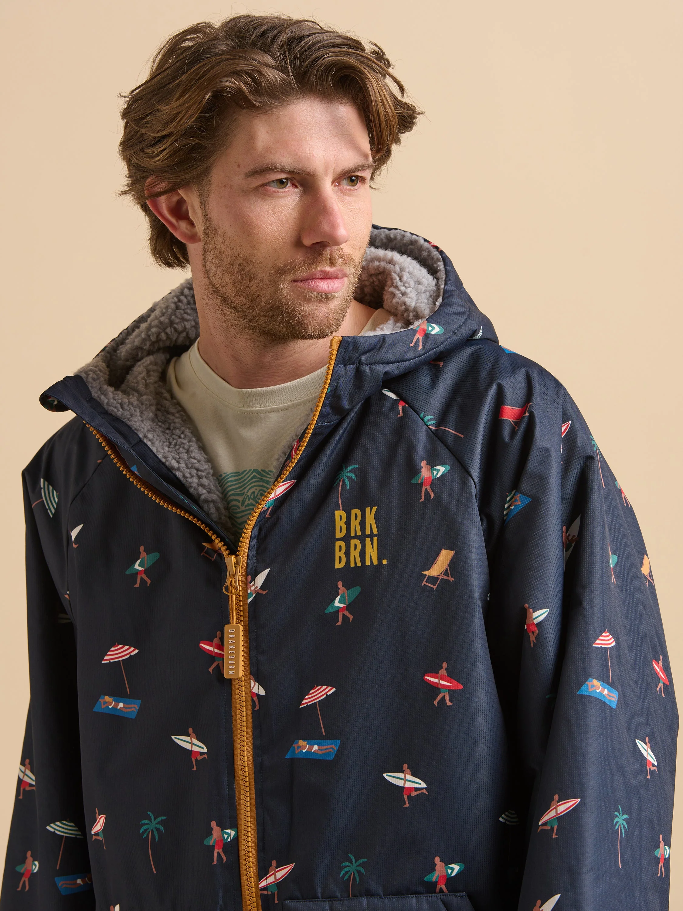 Beach Chinook Changing Robe - Image 5