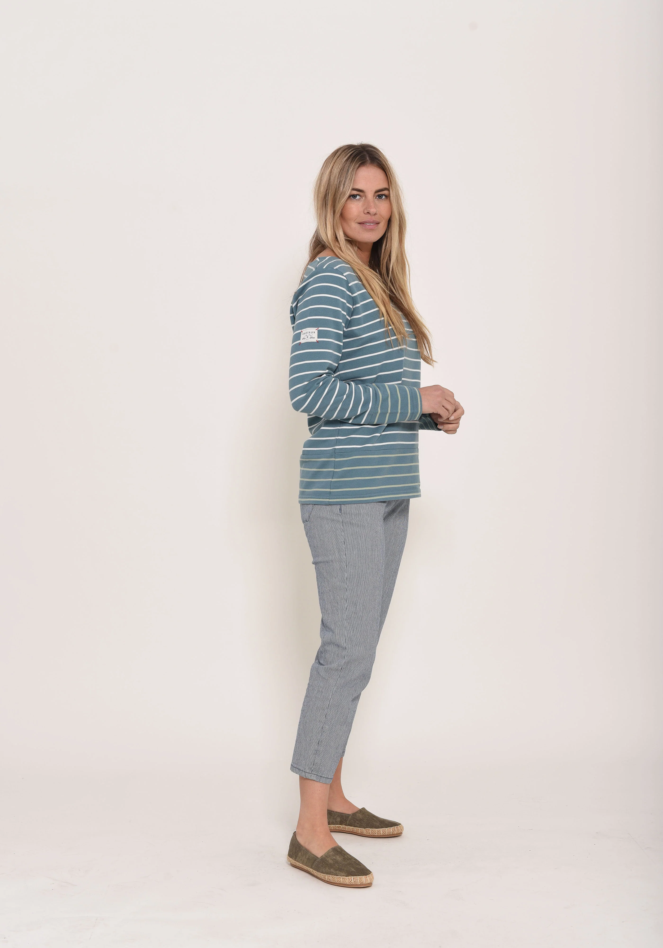 Bella Crew - Image 3