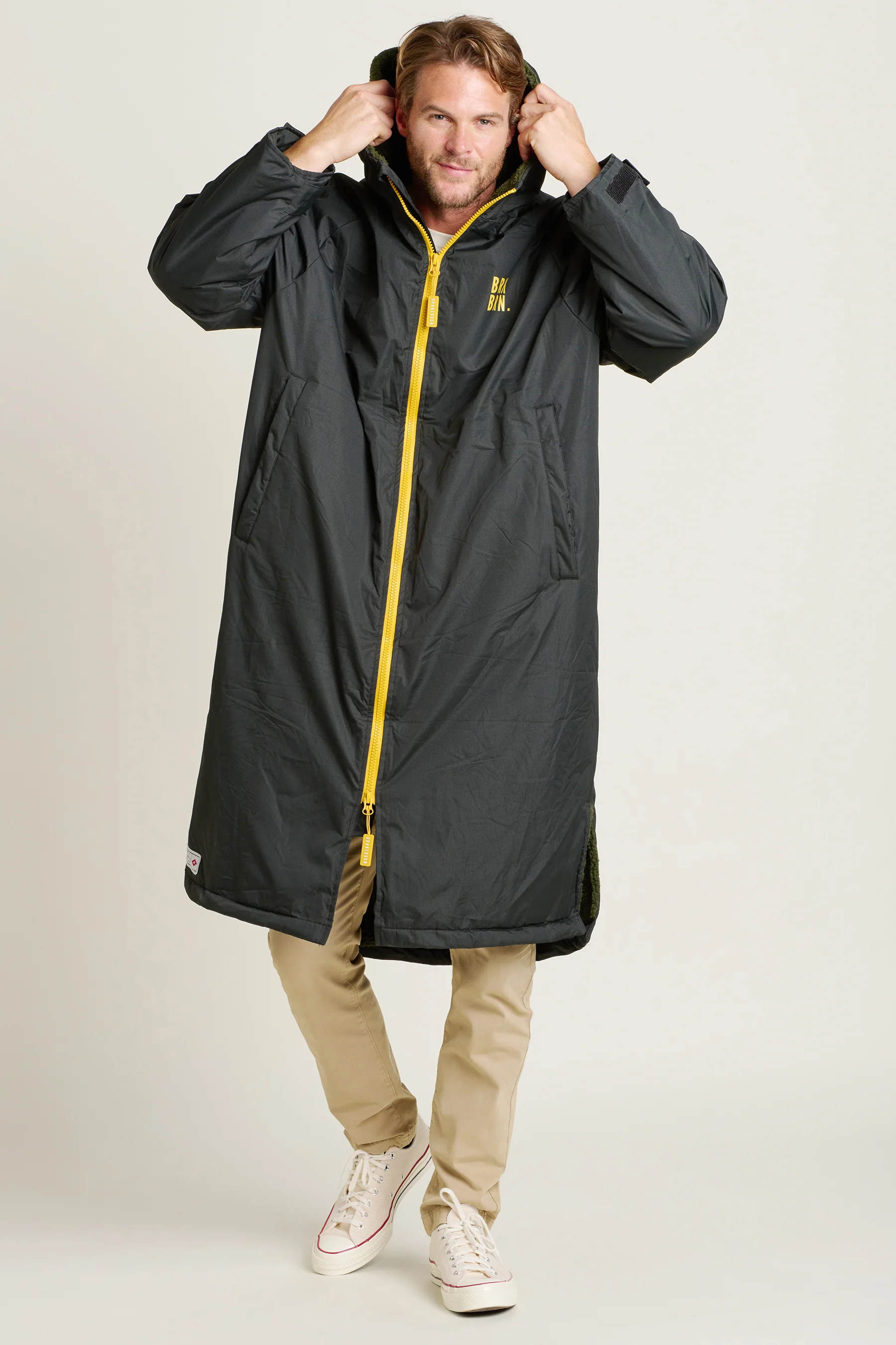Black Chinook Changing Robe - Image 2