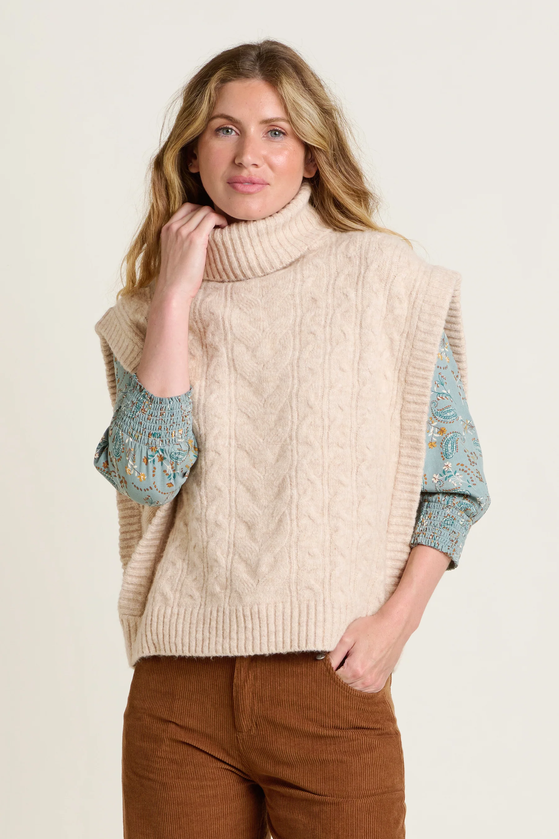 Cable Knitted Vest - Image 3