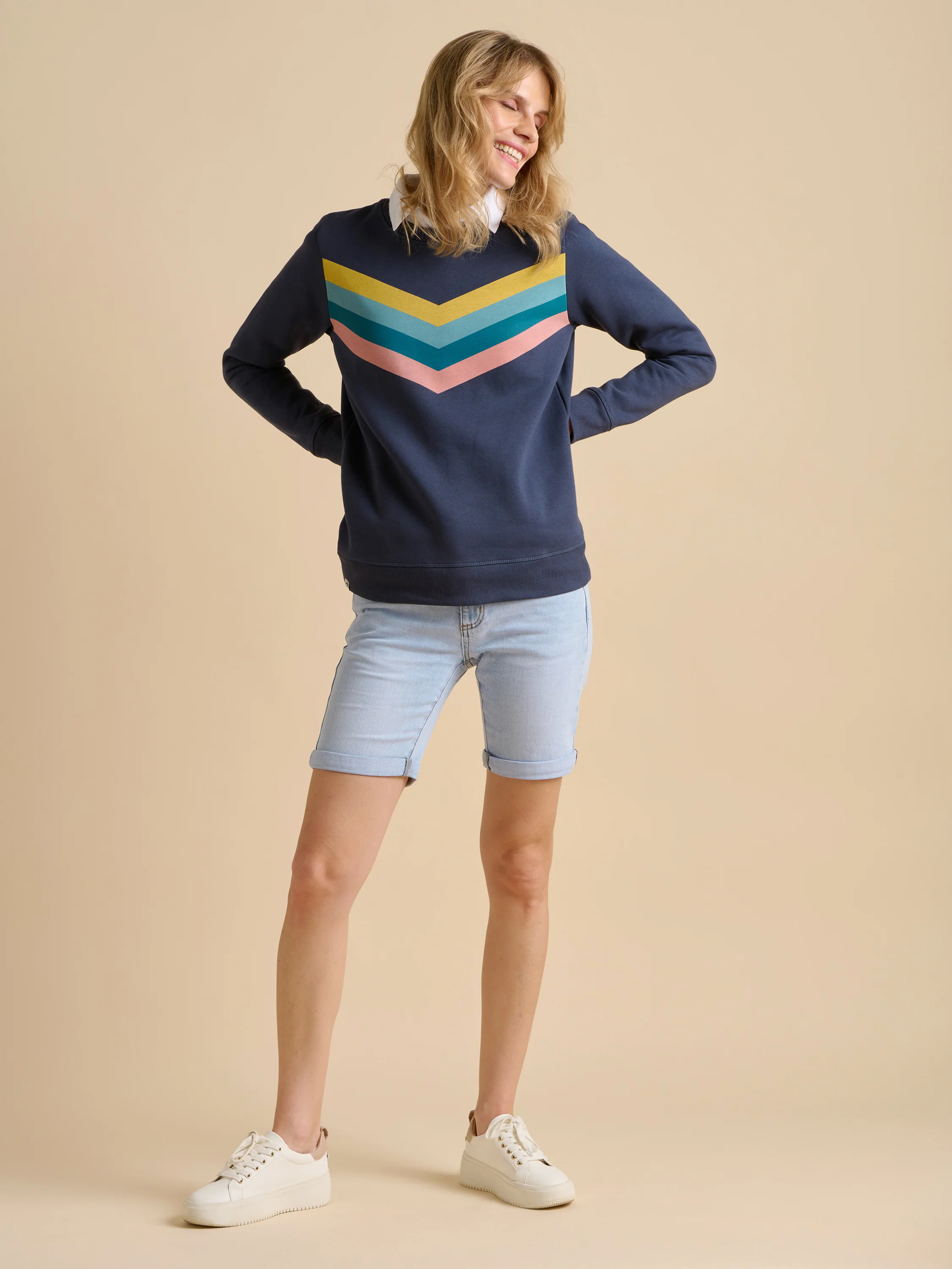 Chest Stripe Crew Neck Sweat - Image 5