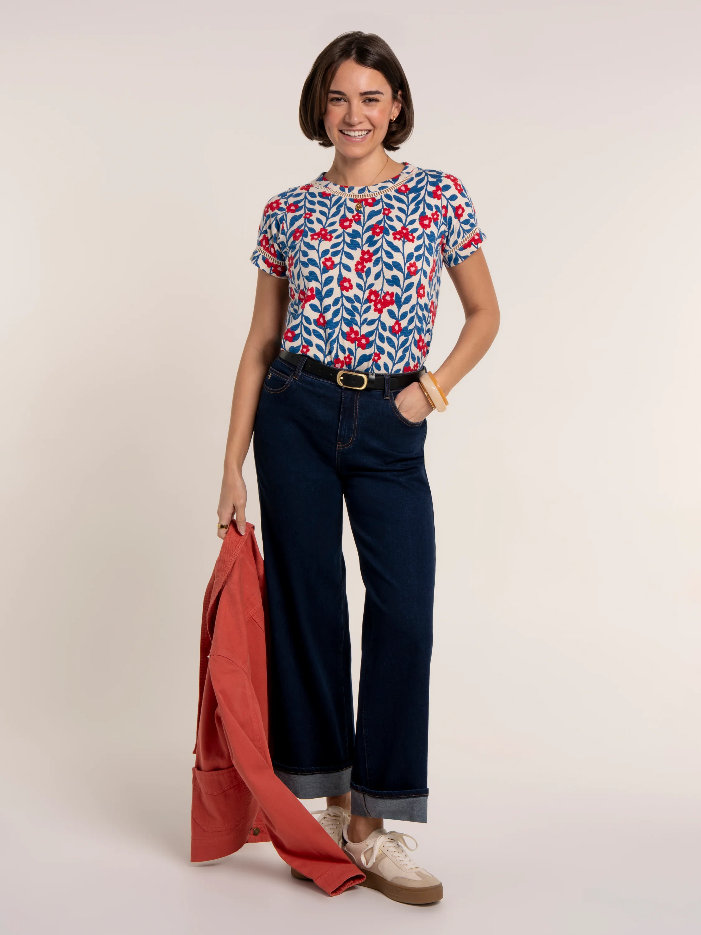 Clara T- Shirt