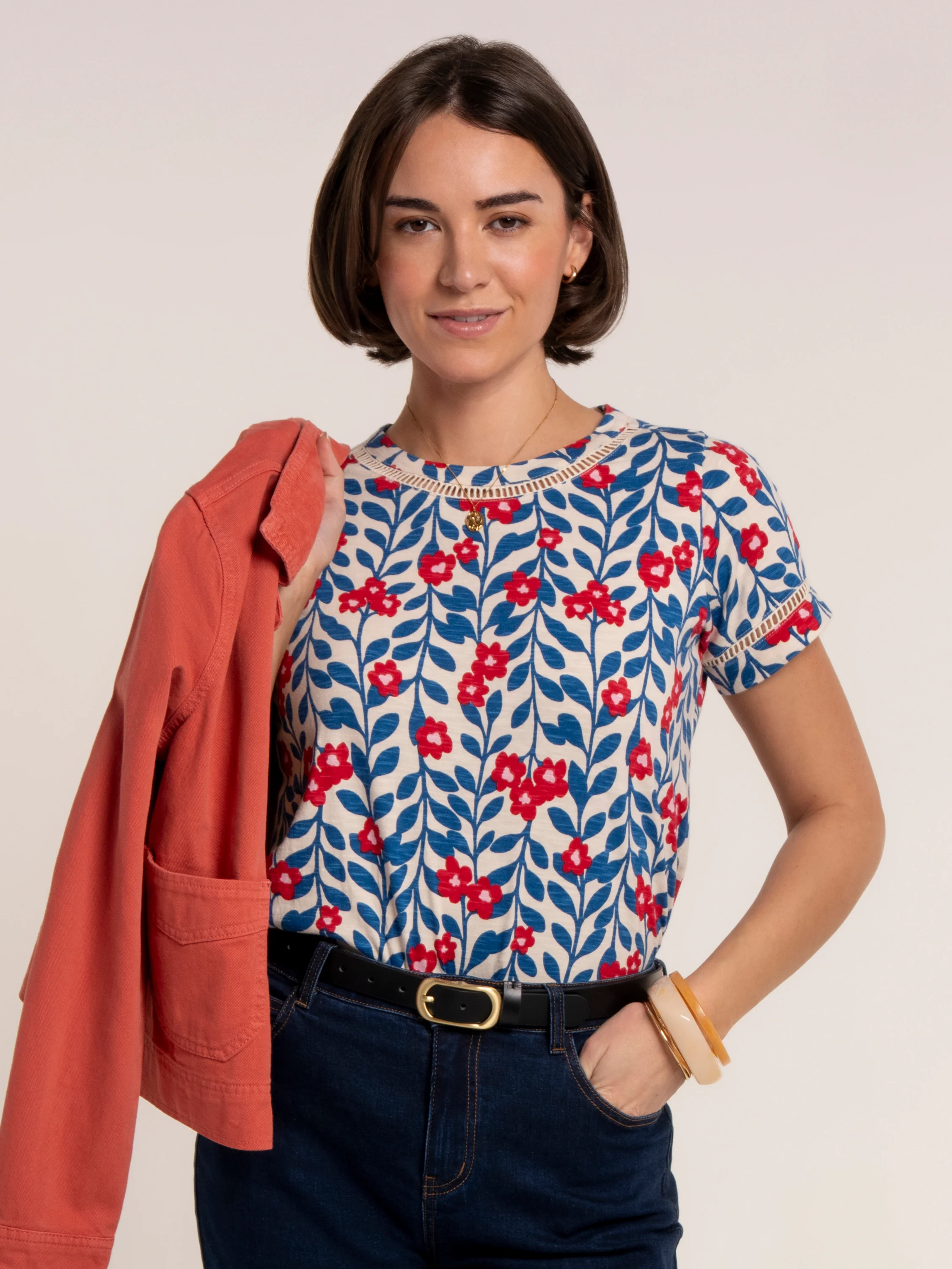 Clara T- Shirt - Image 5