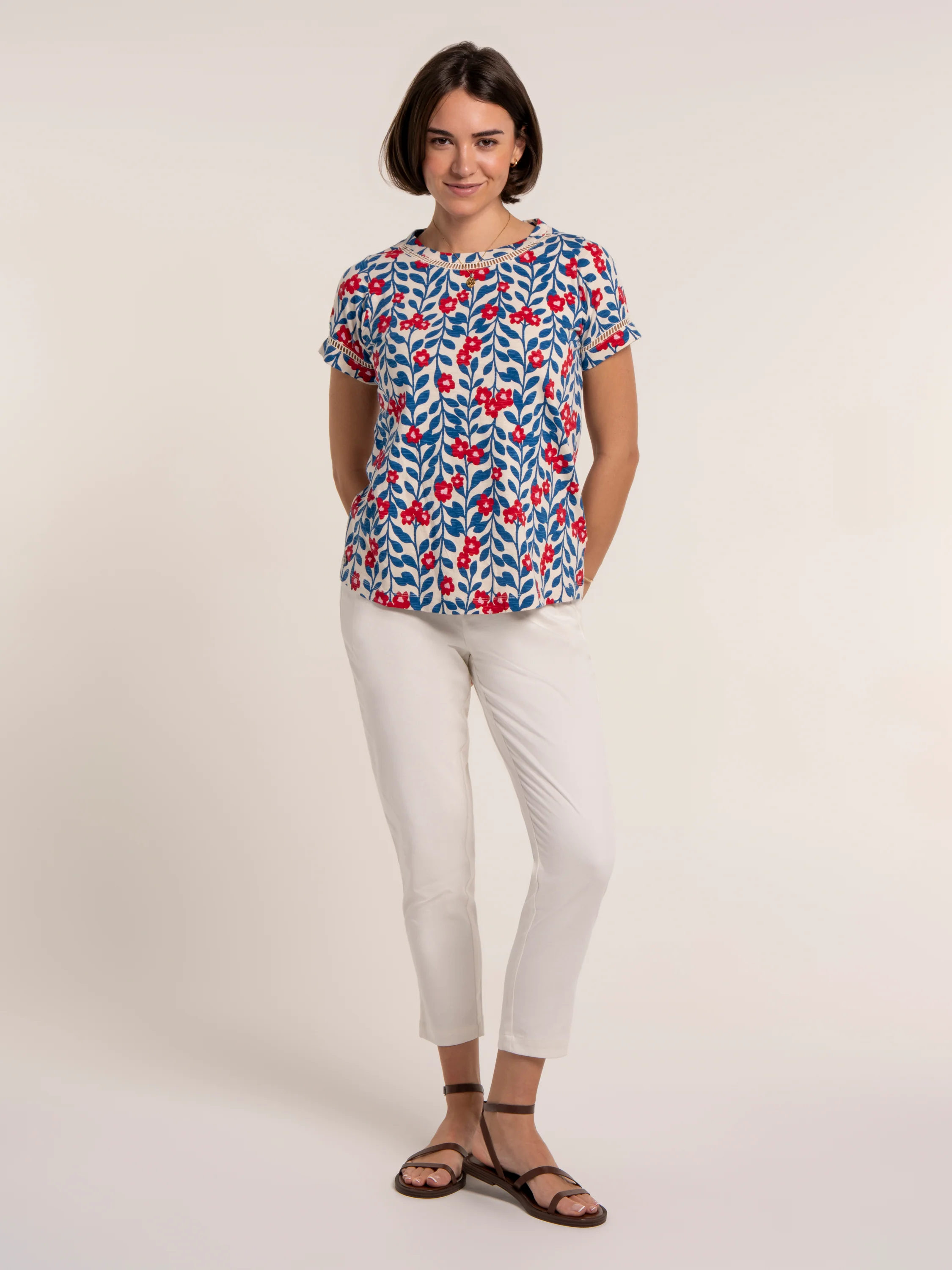 Clara T- Shirt - Image 8