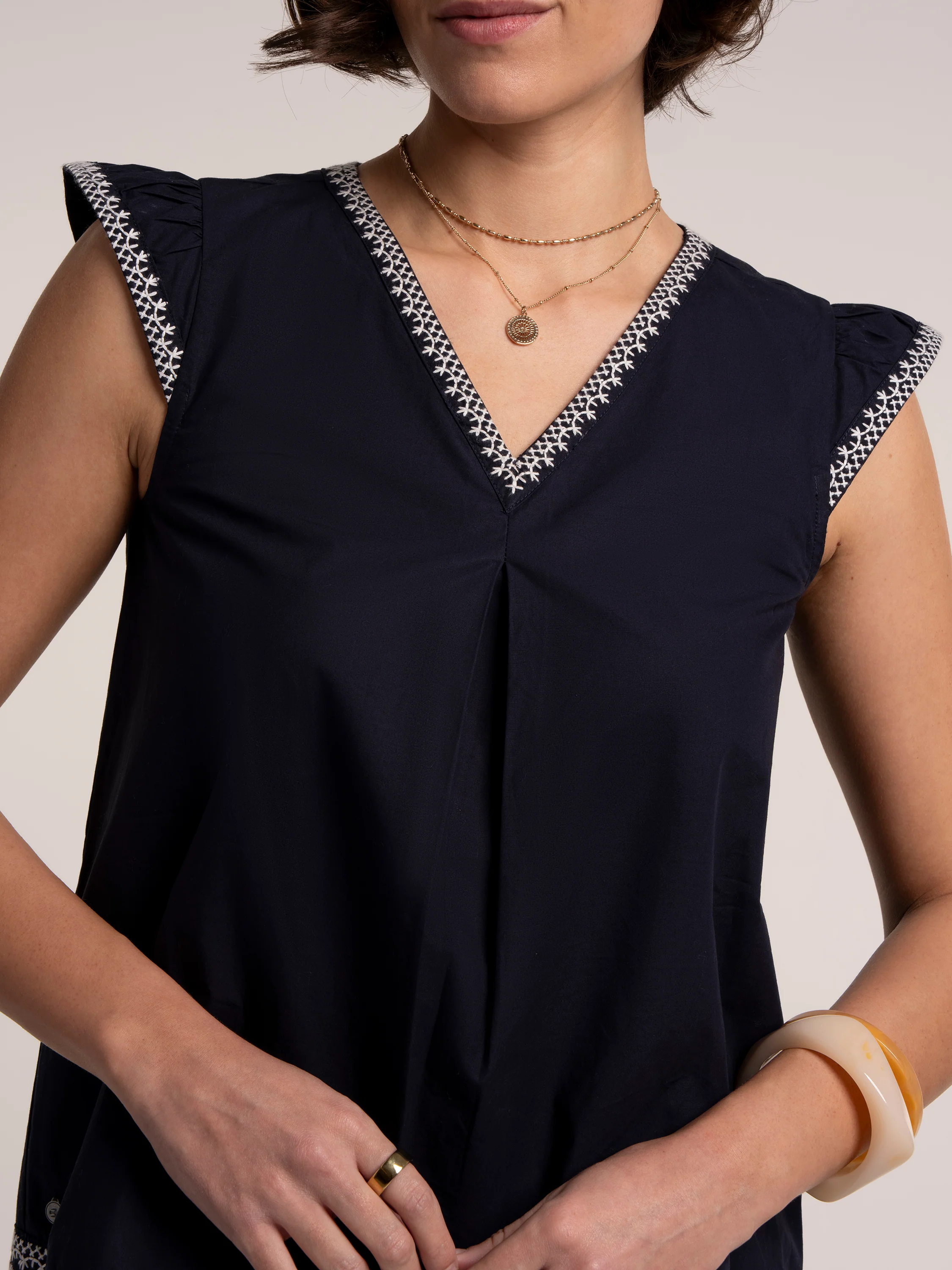 Clement Embroidered Sleeveless Blouse - Image 4