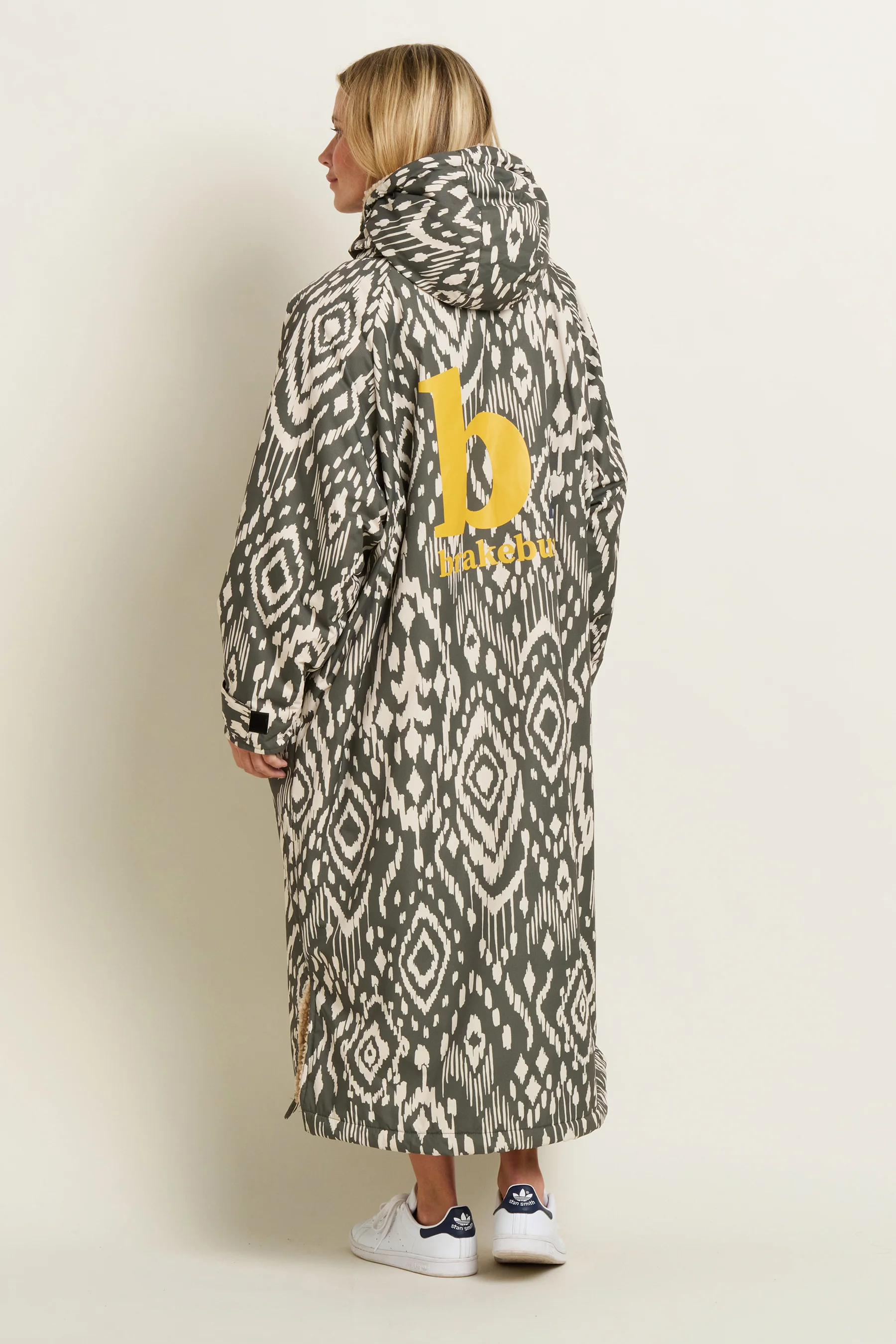 Orla Chinook Changing Robe - Image 3
