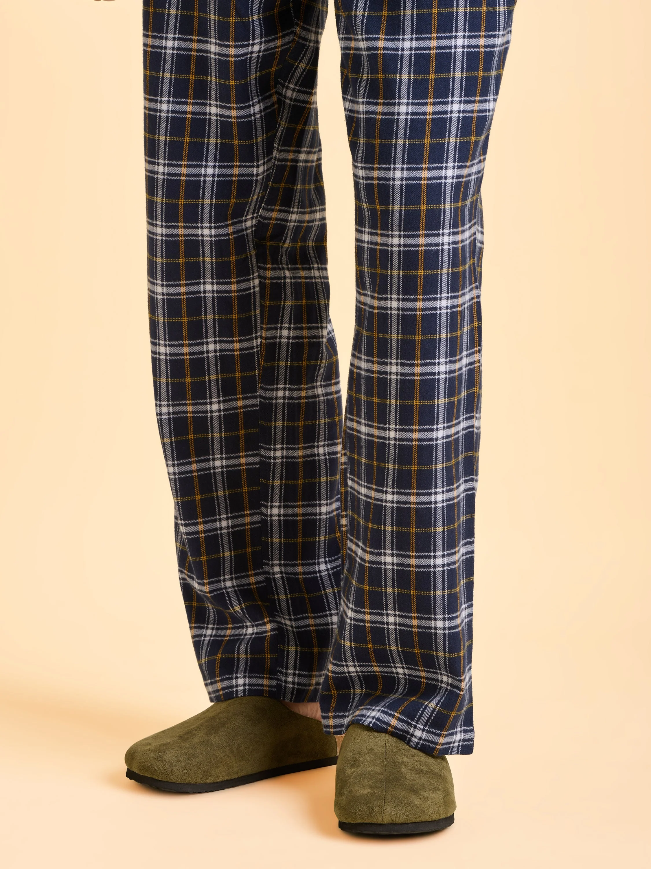 Dene Slipper - Image 5