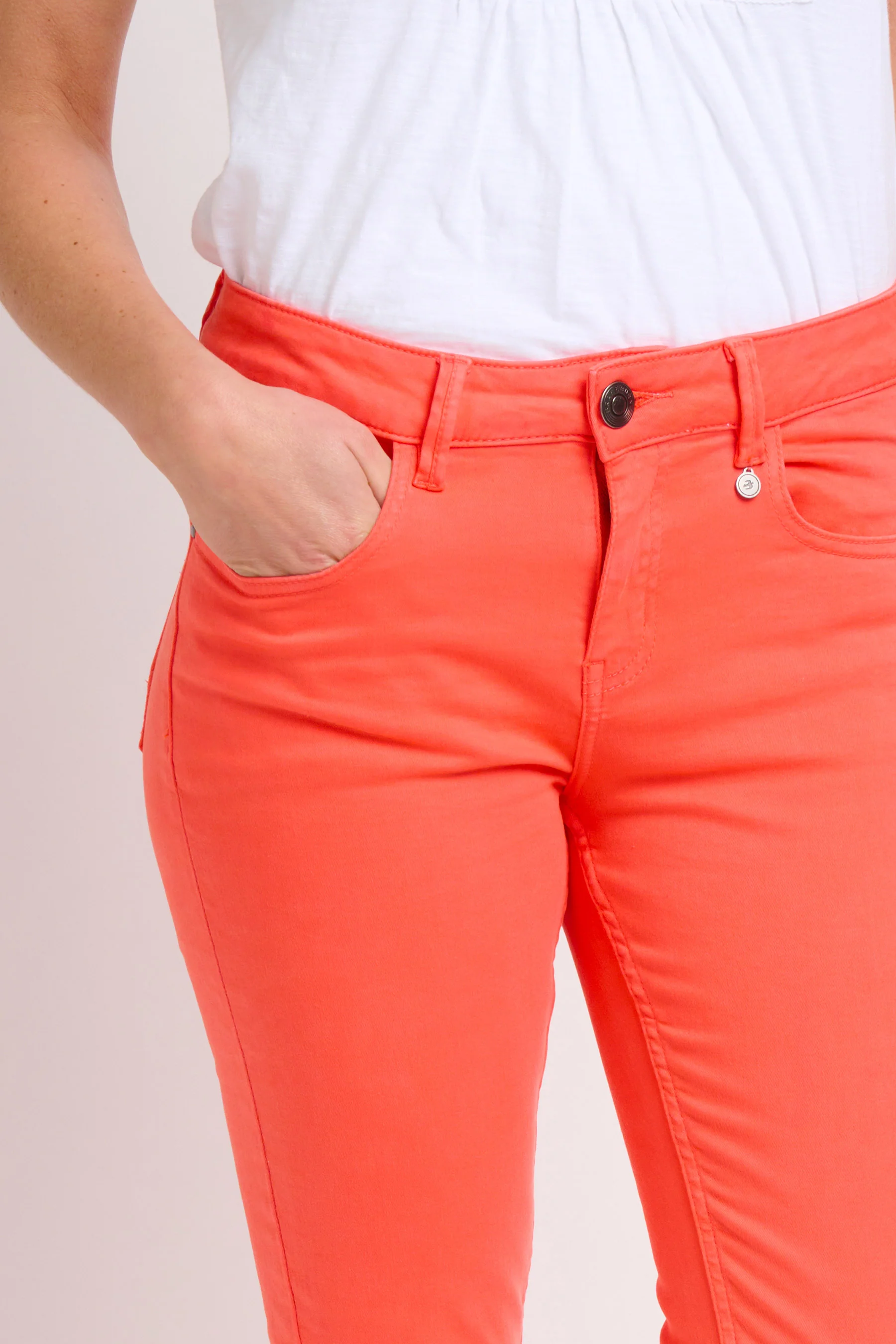 Dianthus Jeans - Image 5