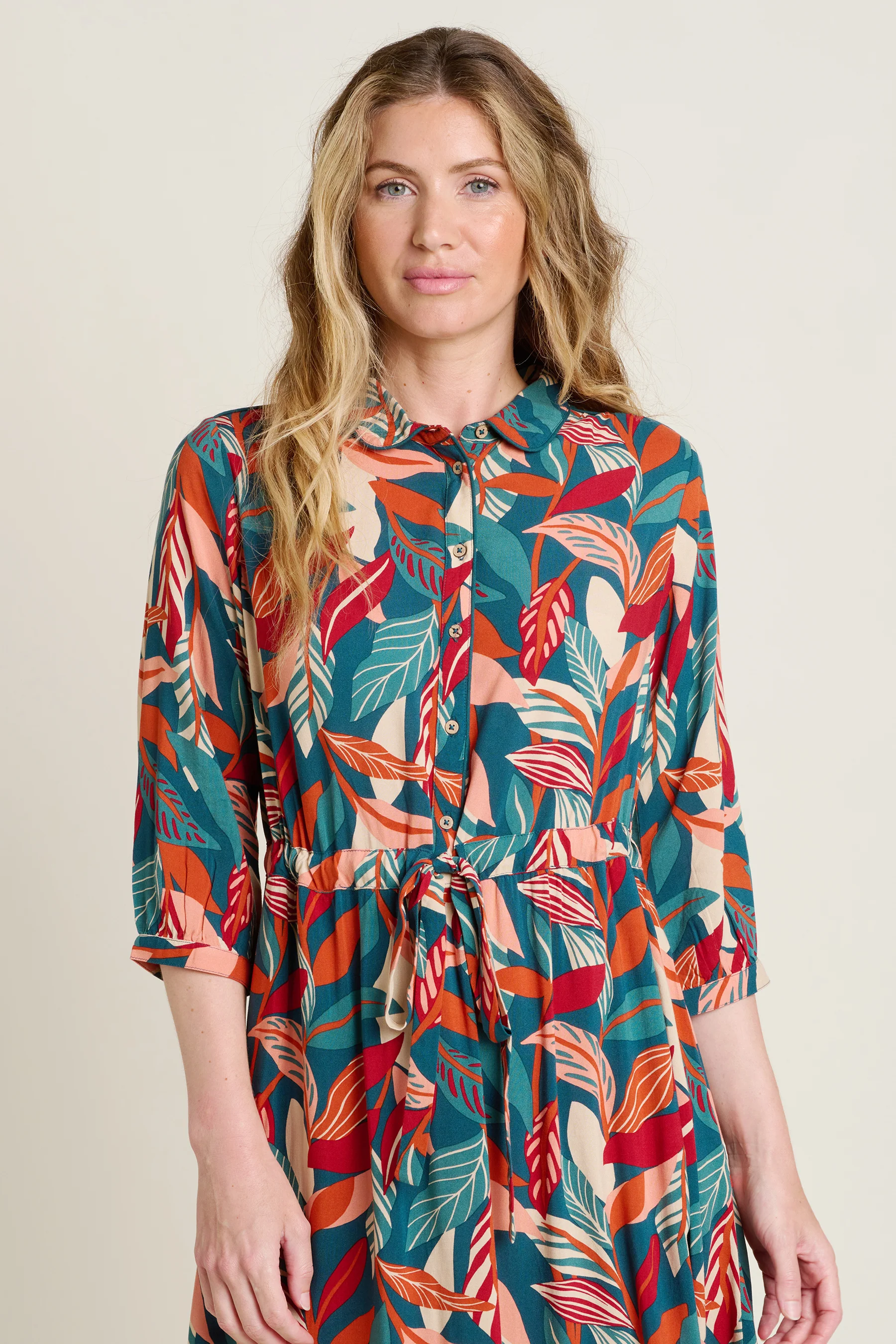 Evergreen Leaves Maxi Shirt Dress - Image 3
