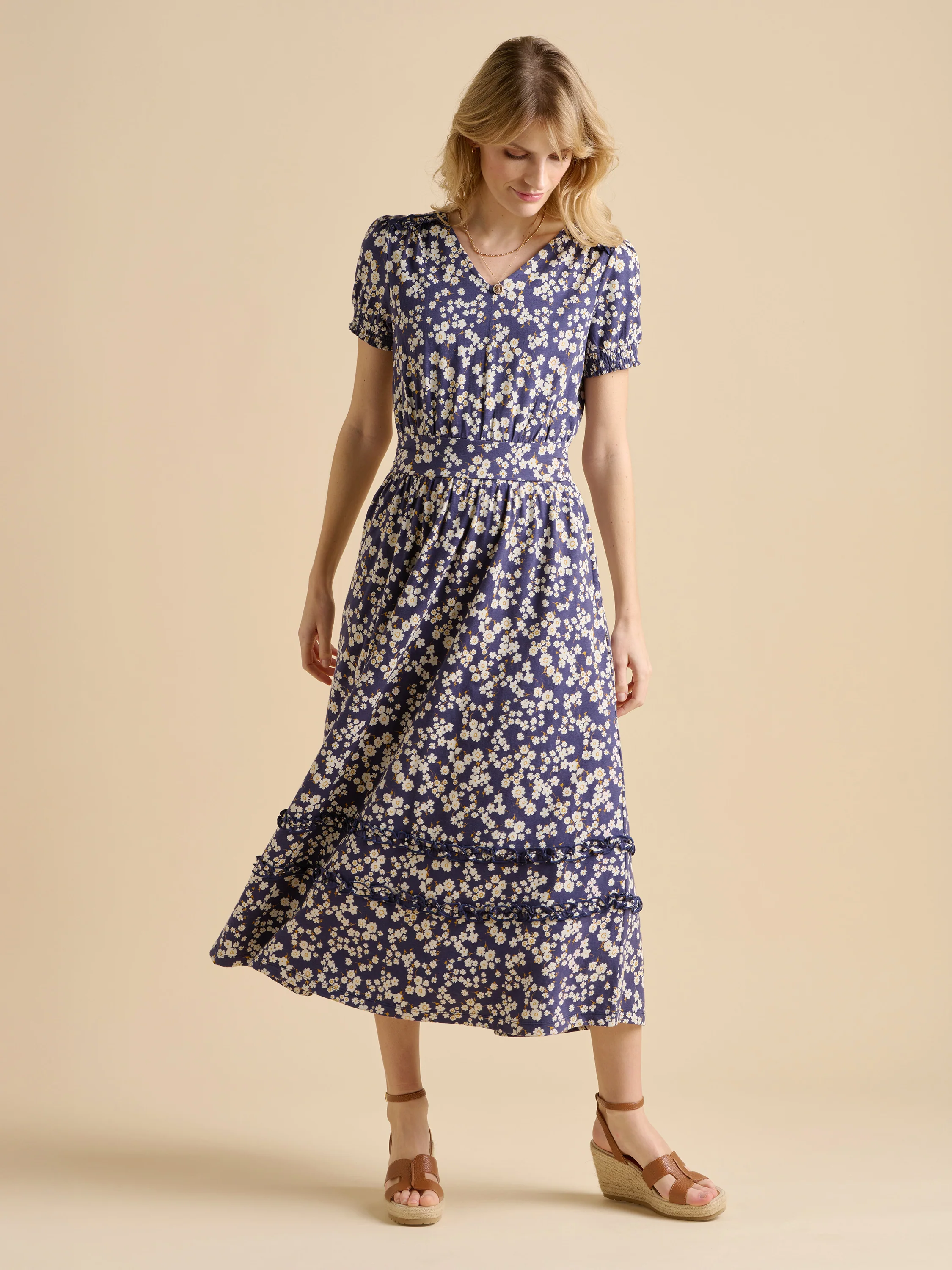 Floating Daisy Maxi Dress - Image 5