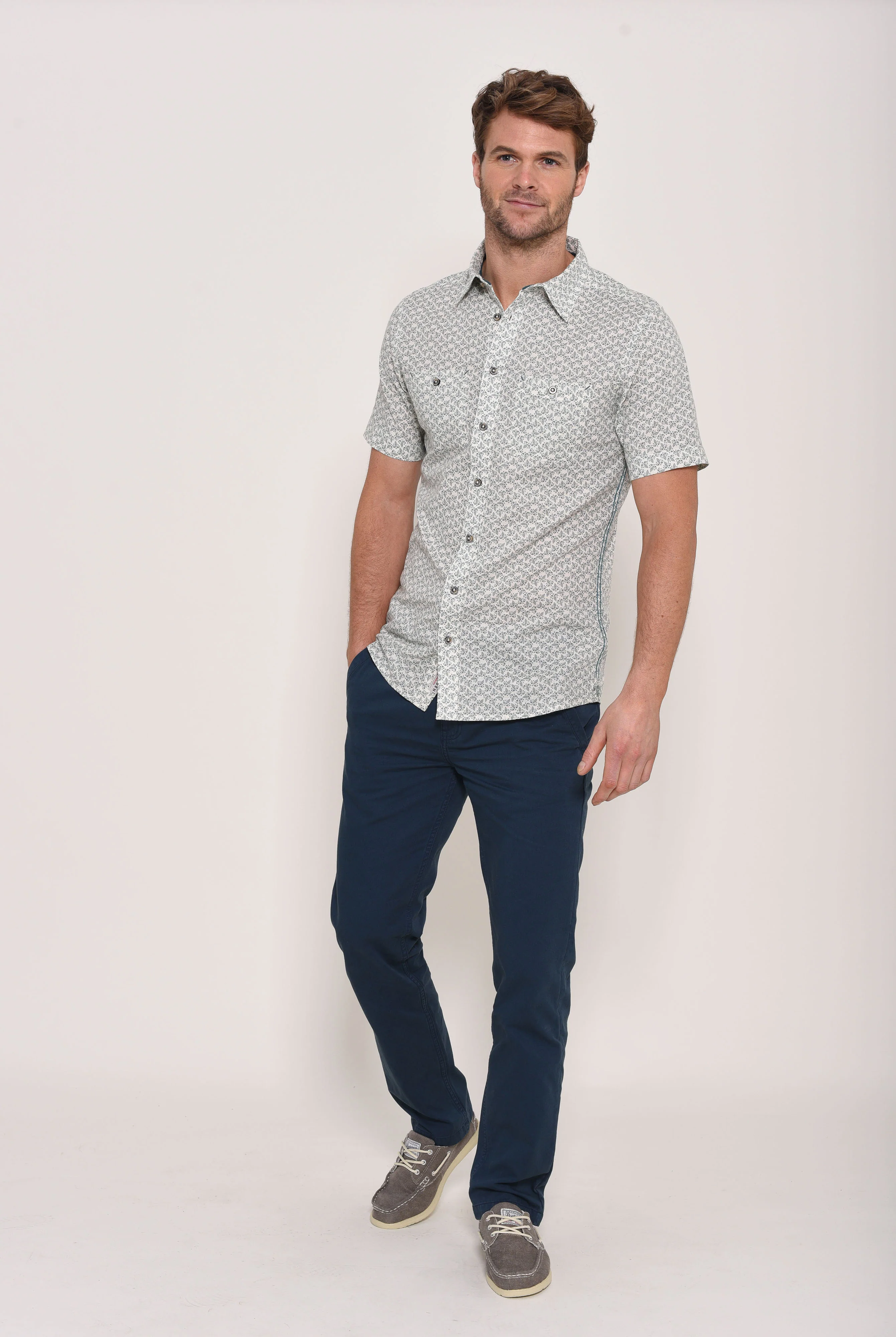 Geo Short Sleeve Shirt - Image 2