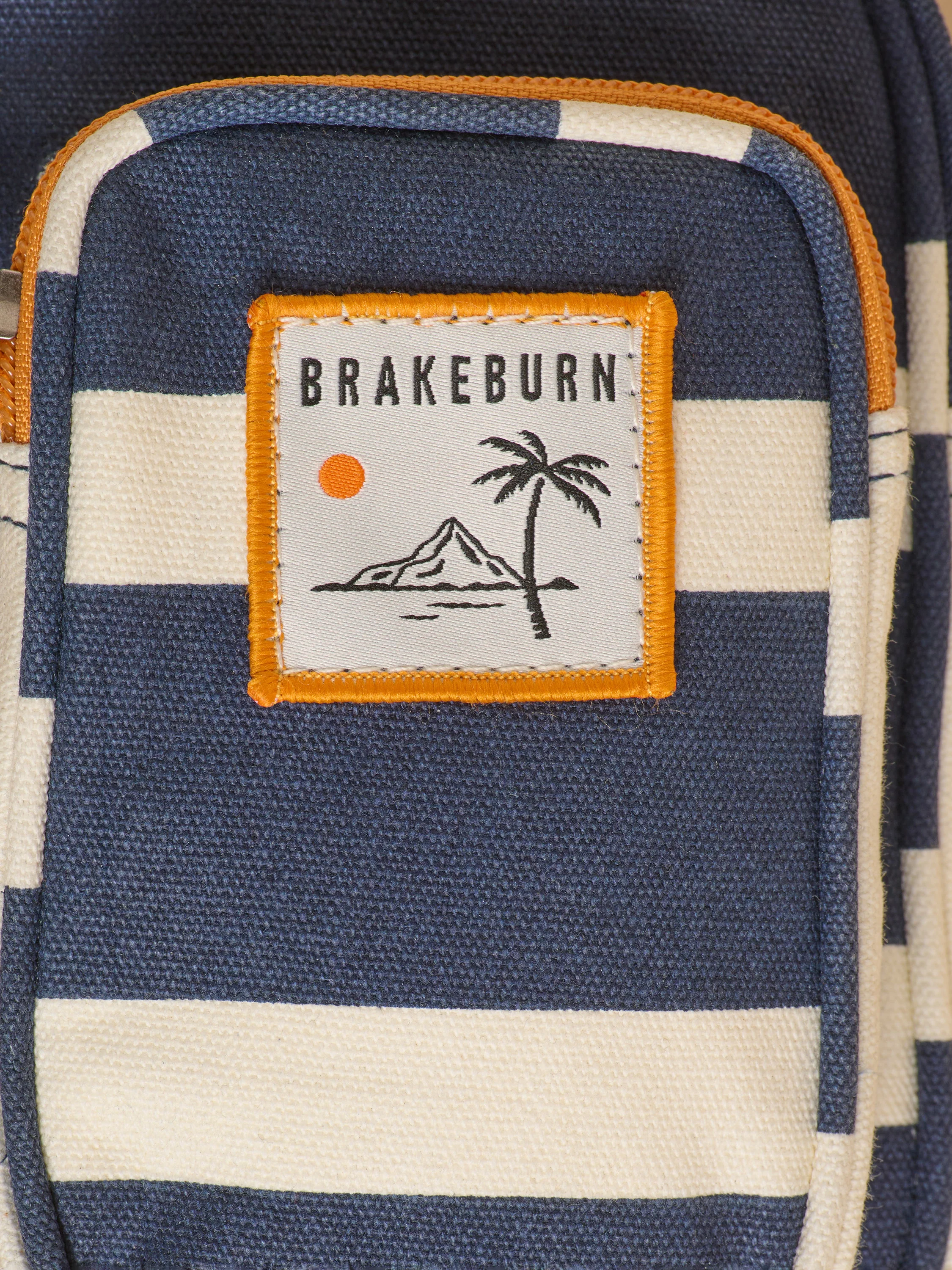 Harbour Small Cross Body Bag - Image 4