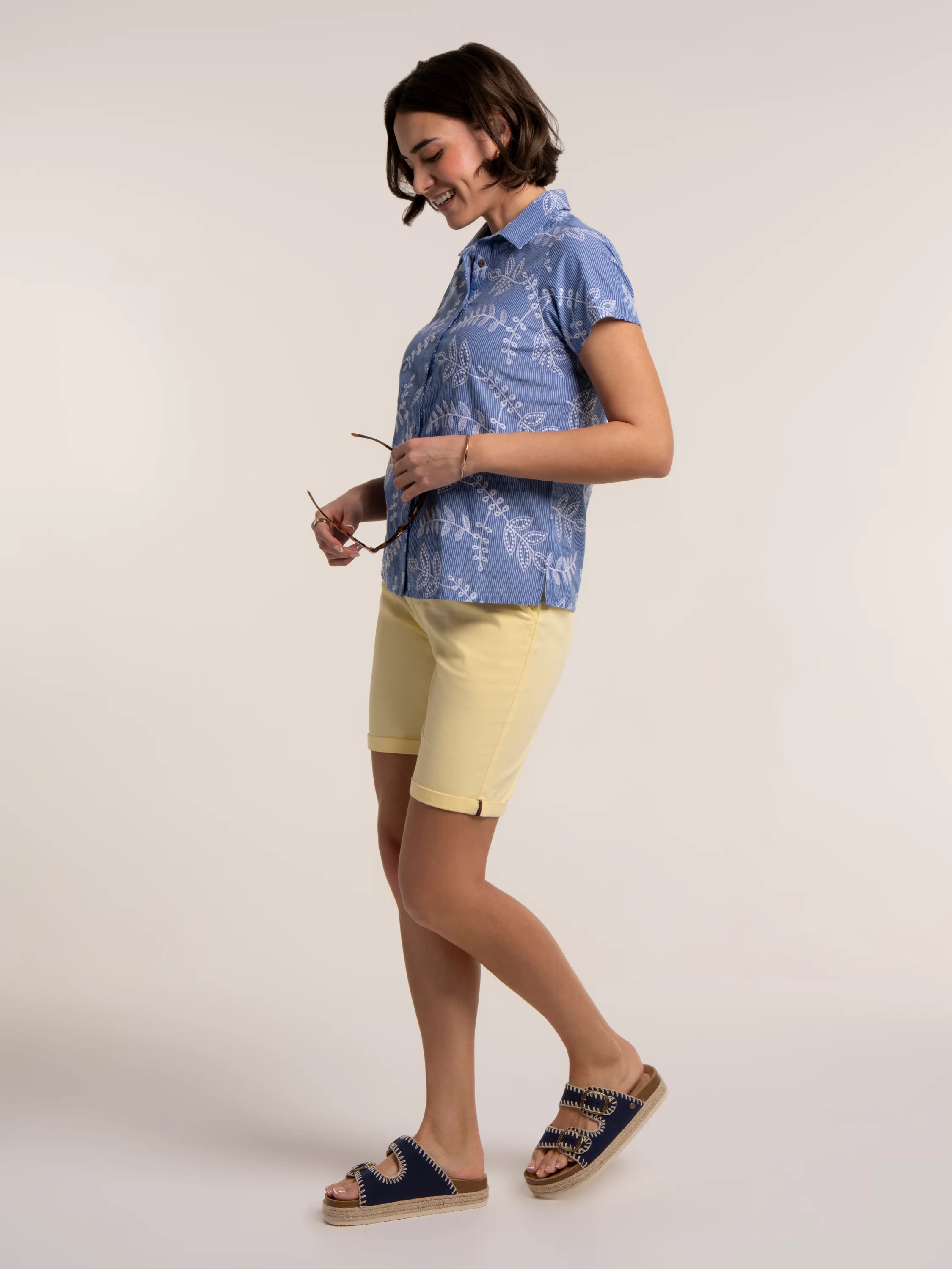 Kesha Embroidered Blouse - Image 9