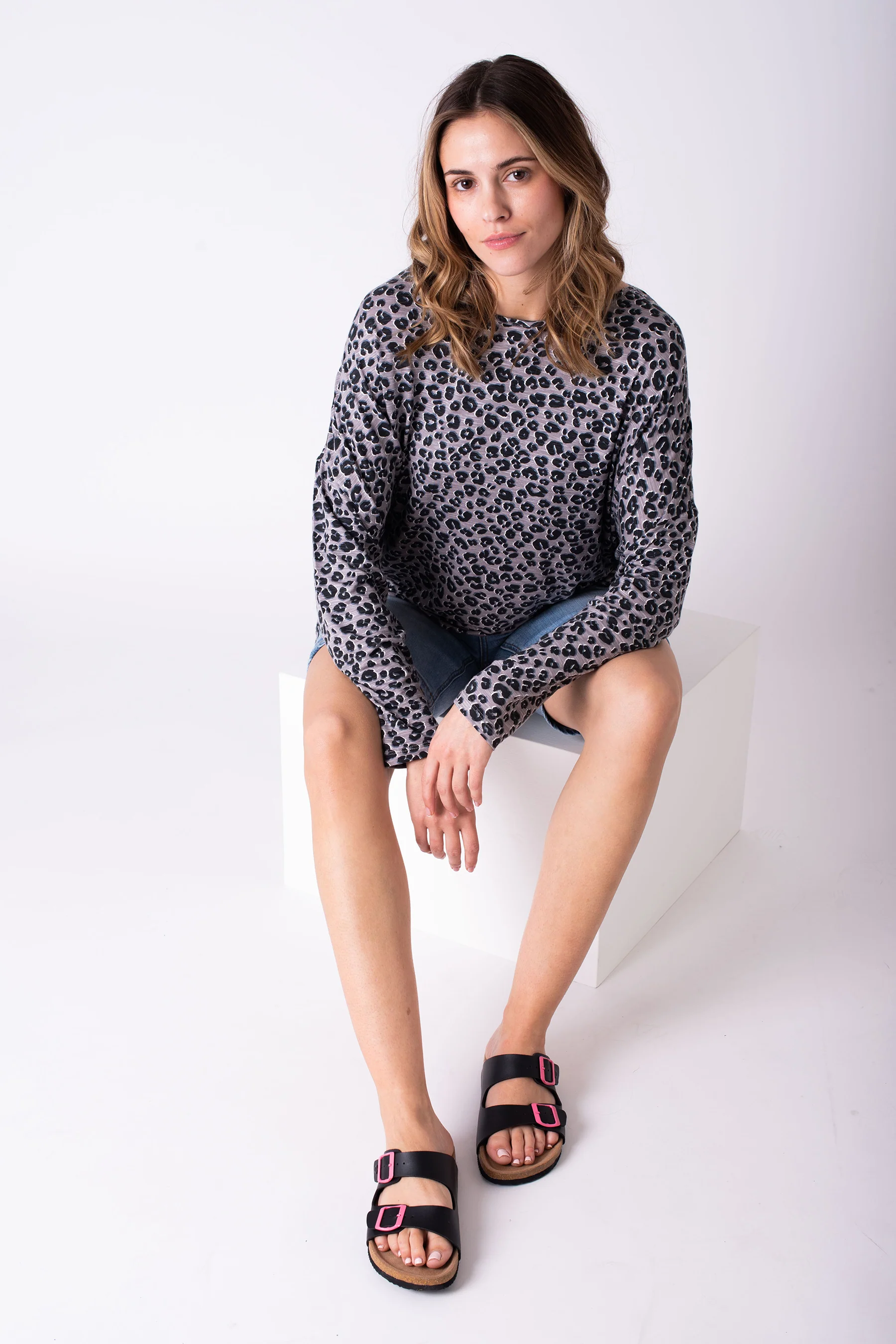 Leopard Spot Long Sleeve T-Shirt - Image 4