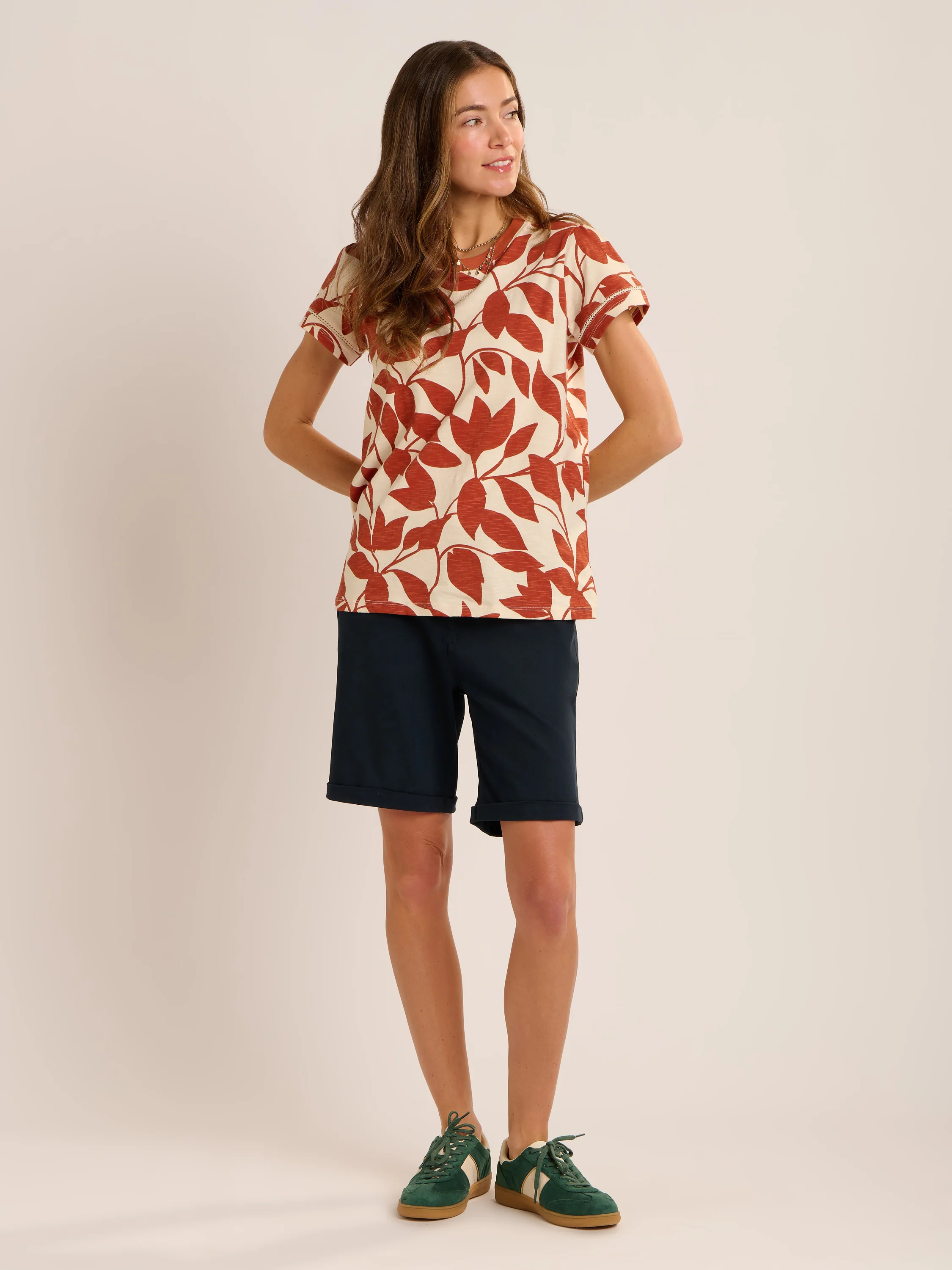 Lisa T-Shirt - Image 5