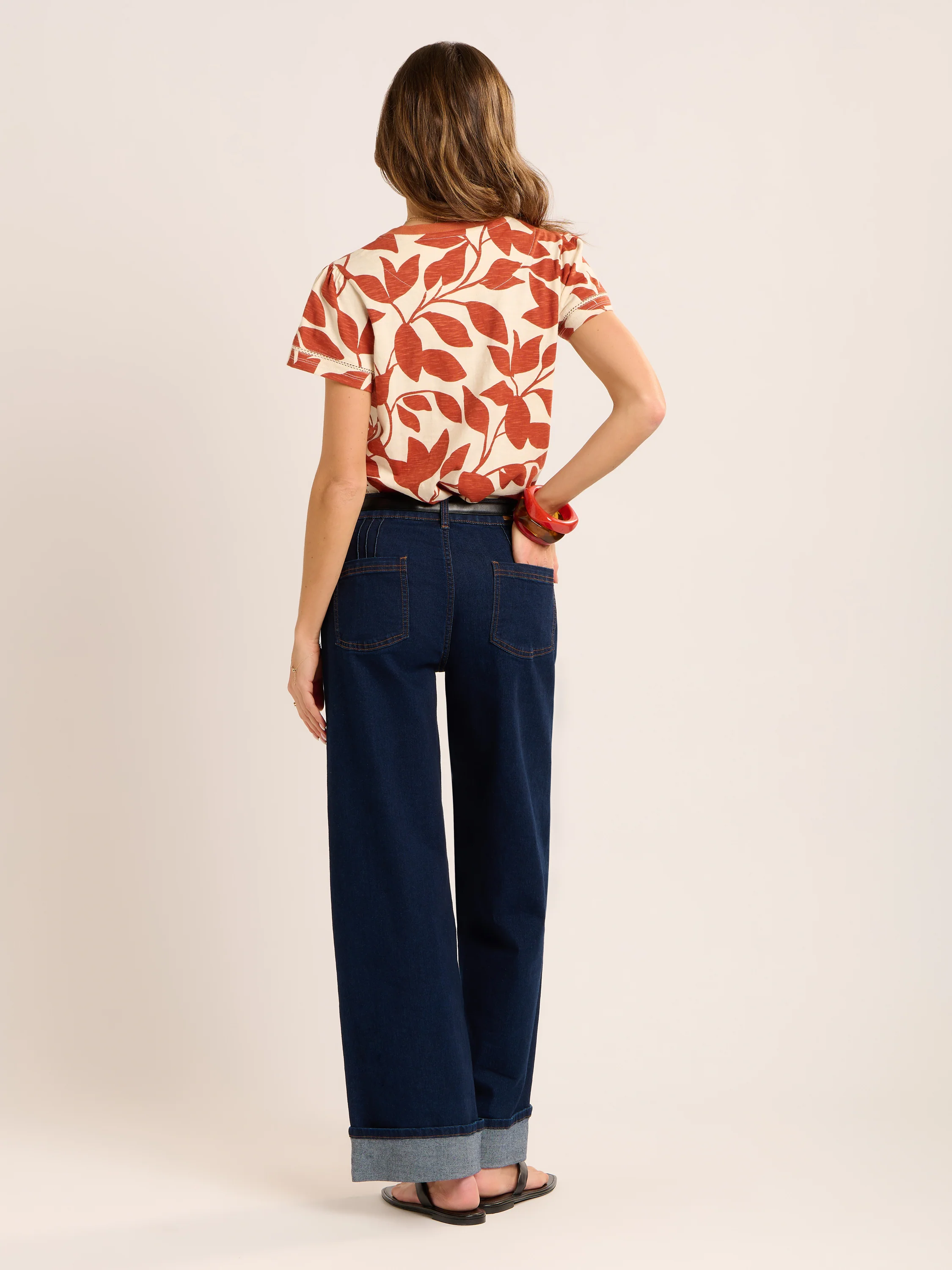 Lisa T-Shirt - Image 7