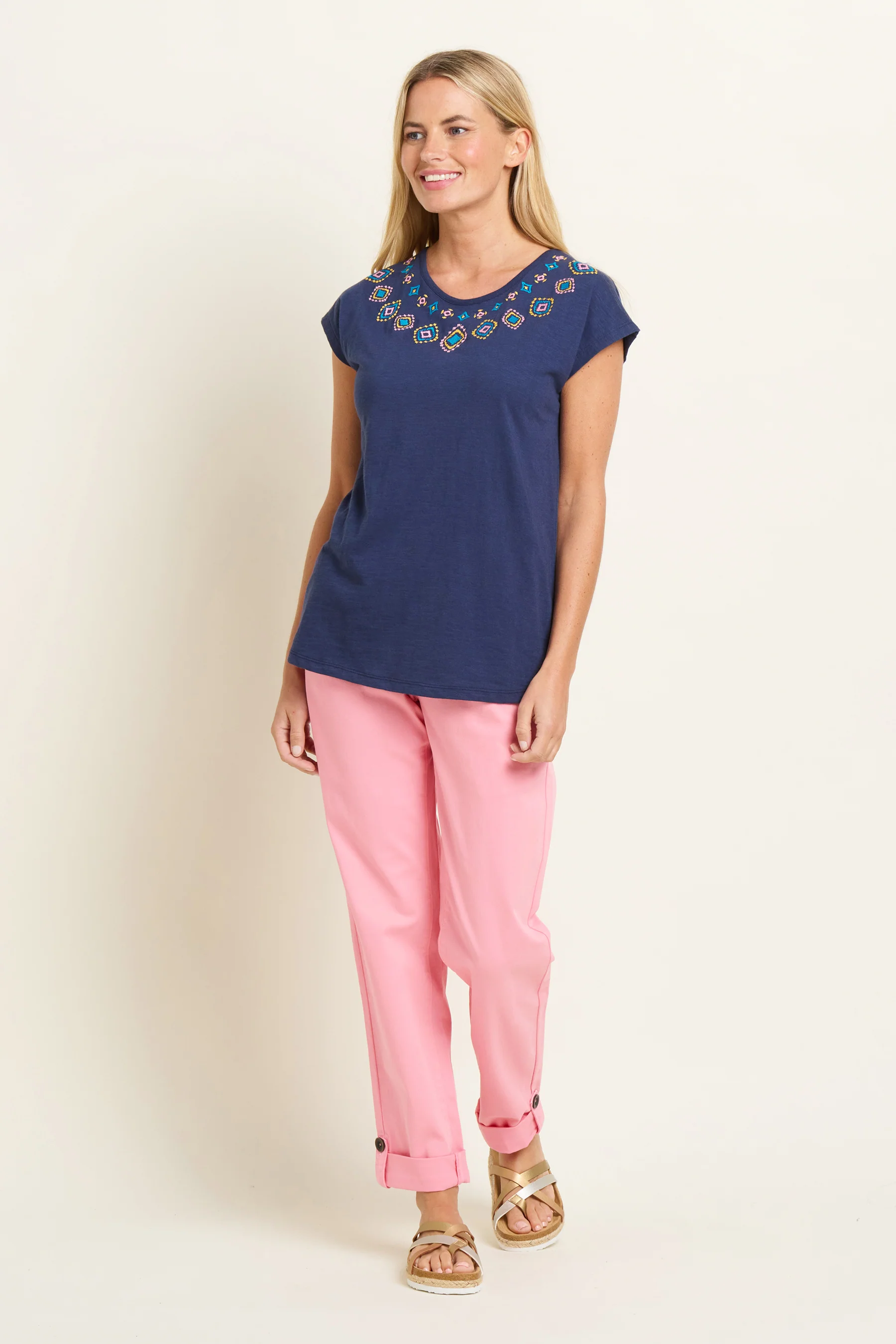 Mez Embroidered Tshirt - Image 5