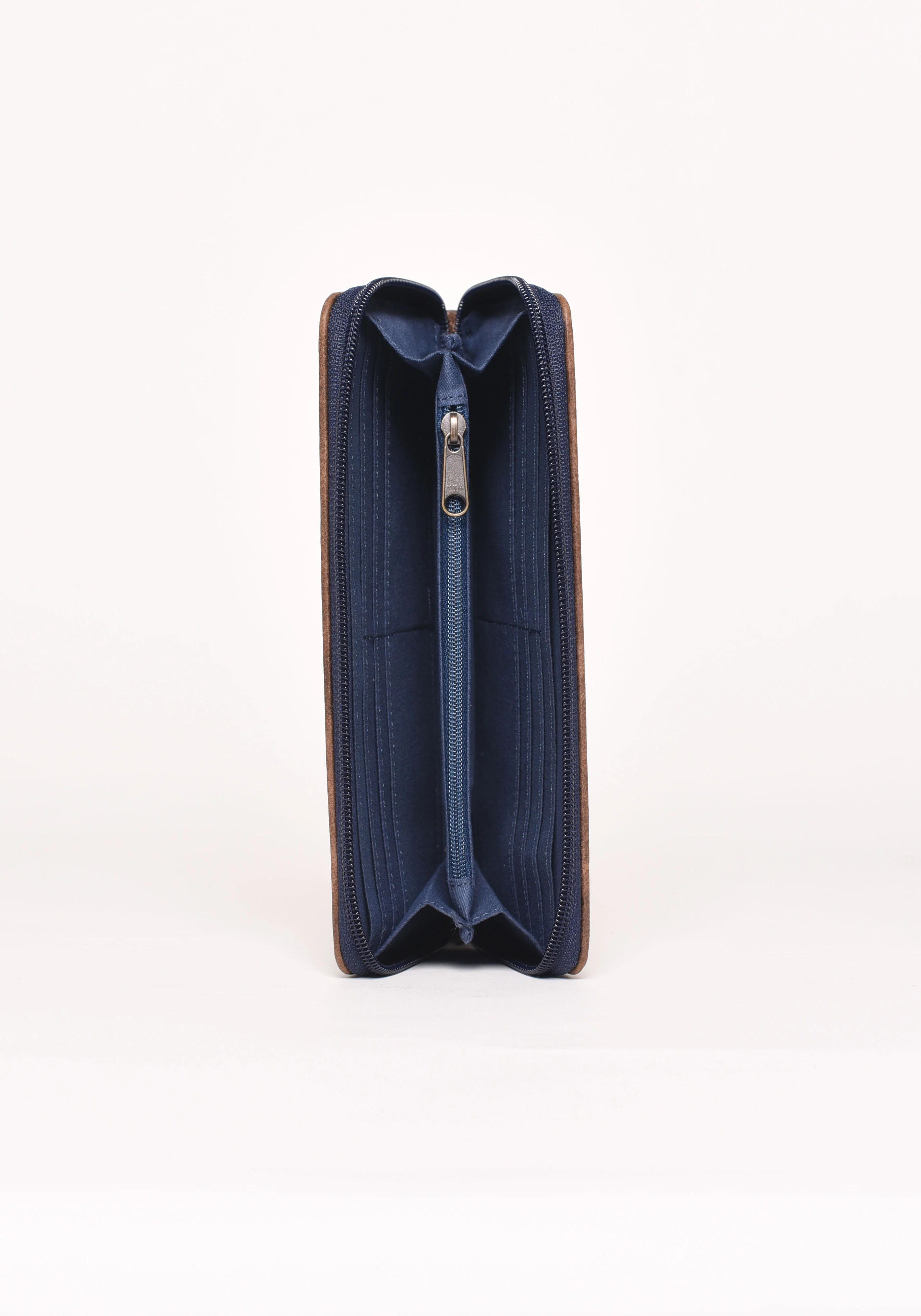 Sausage Dog Zip Purse - Image 4