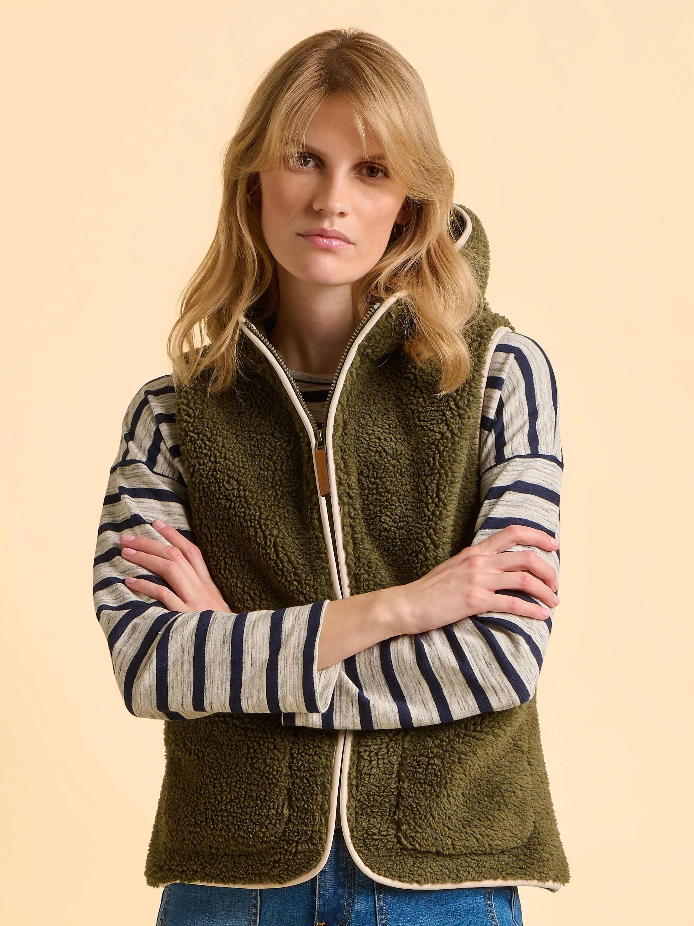 Snug Gilet - Image 2