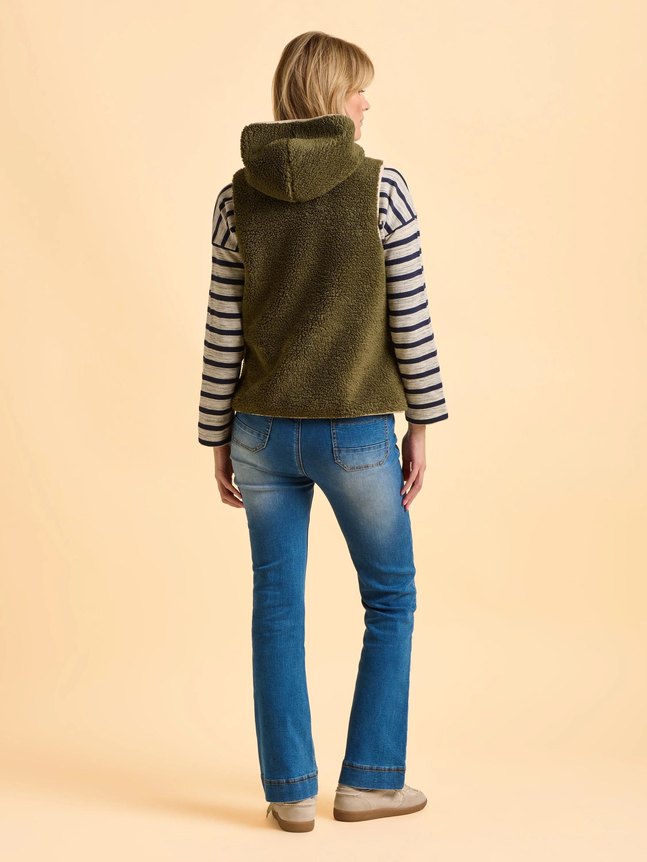 Snug Gilet - Image 3