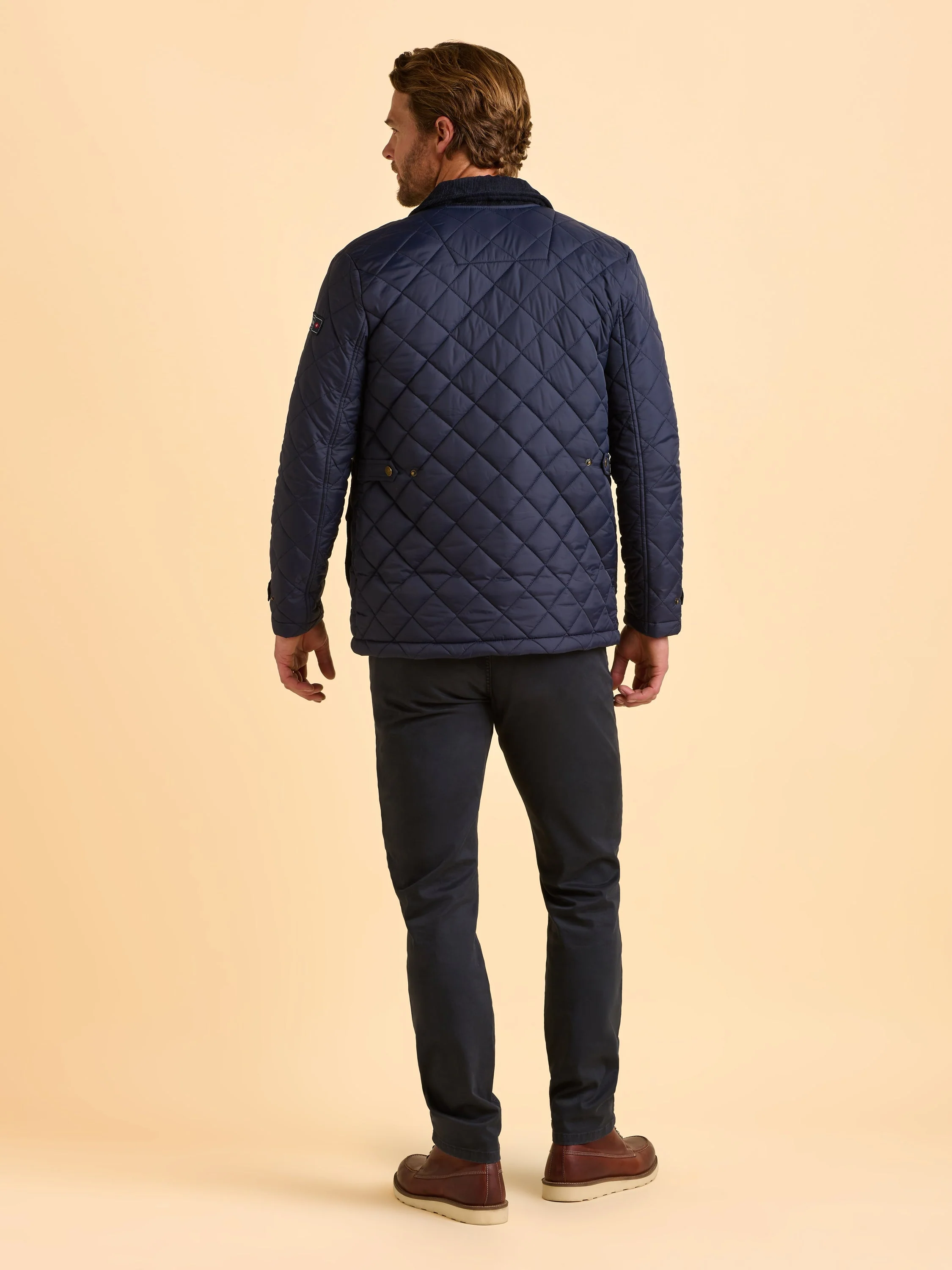 Taplow Diamond Quilted Jacket - Image 3