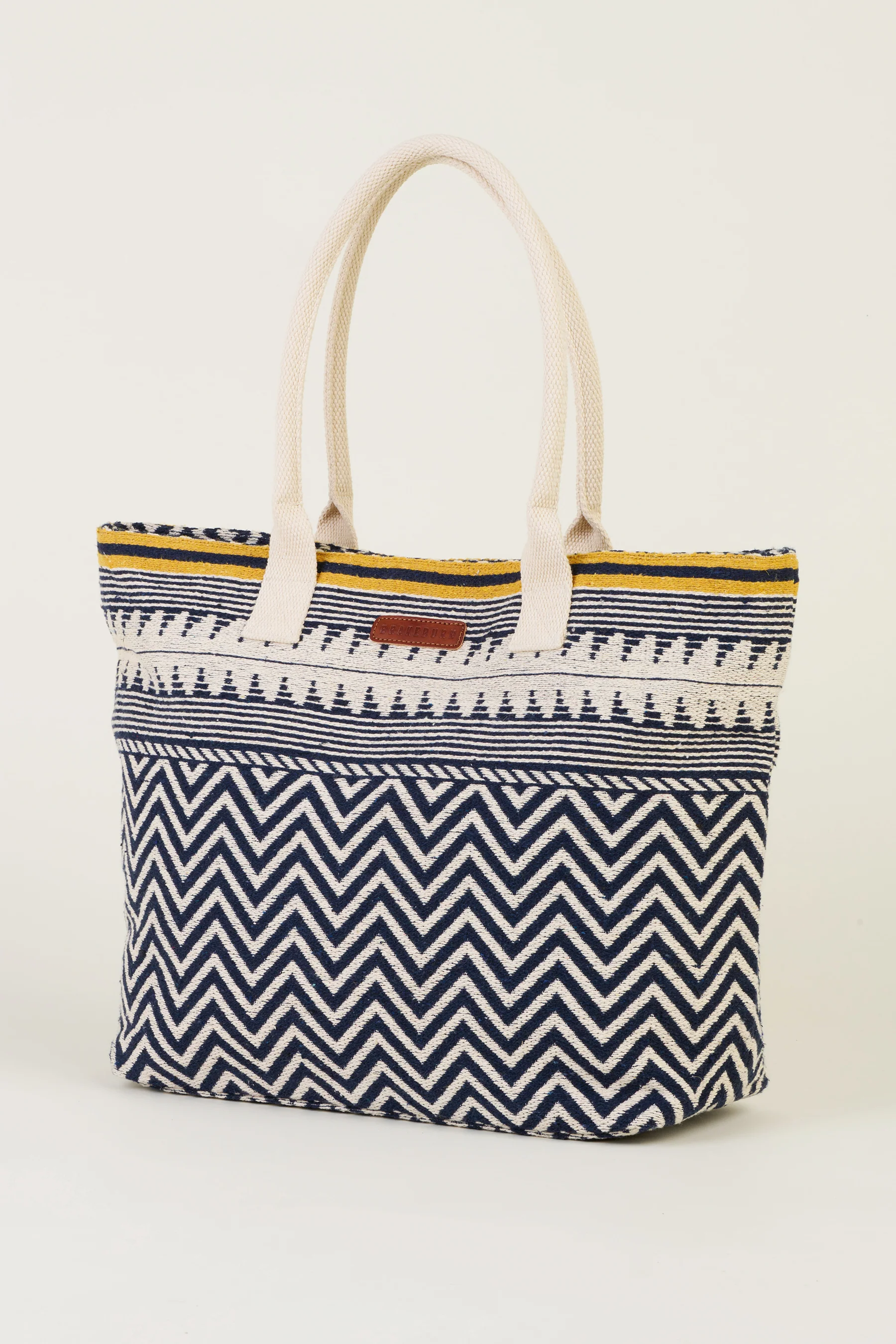 Tassel Beach Bag - Image 3