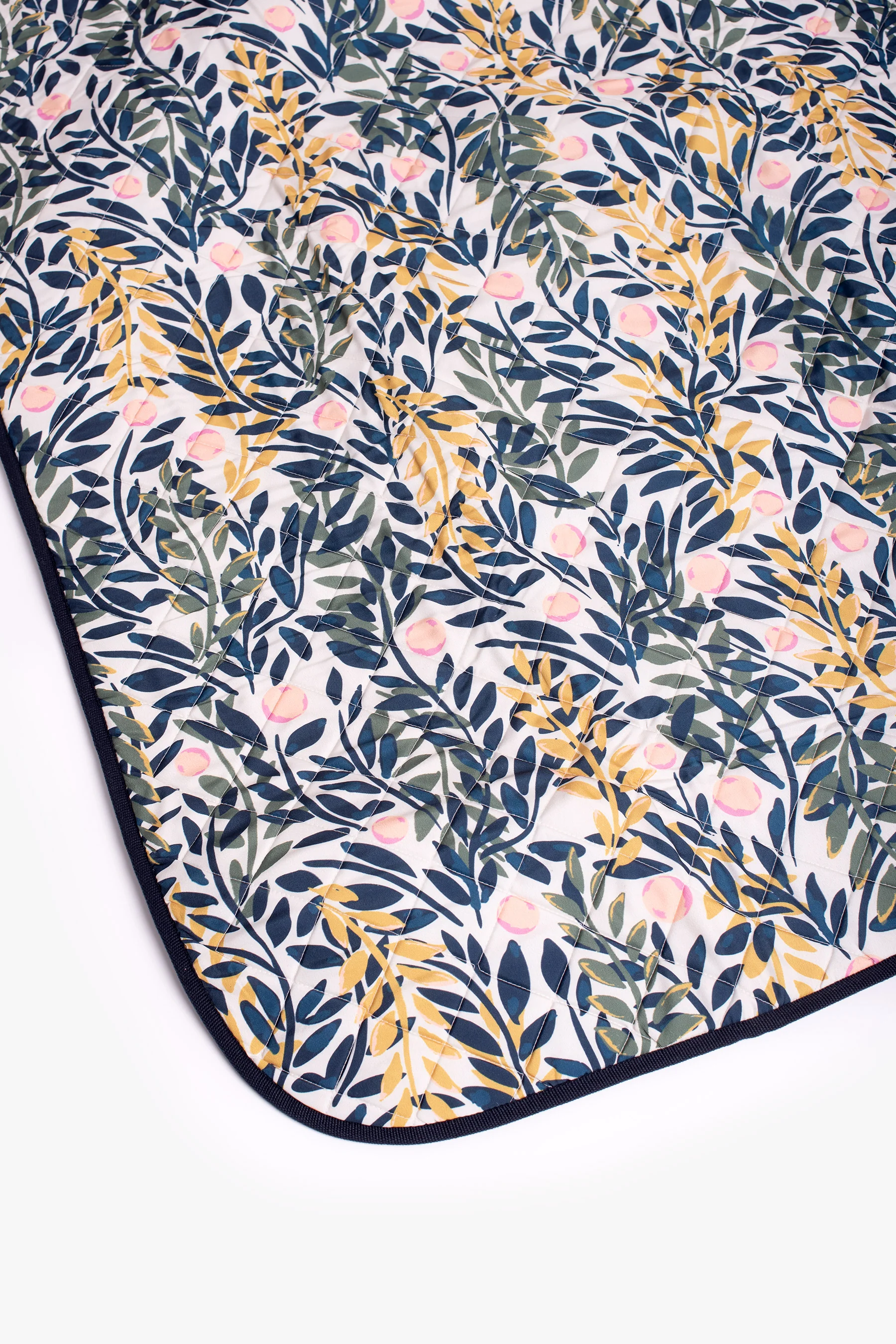 Trailing Picnic Blanket - Image 2