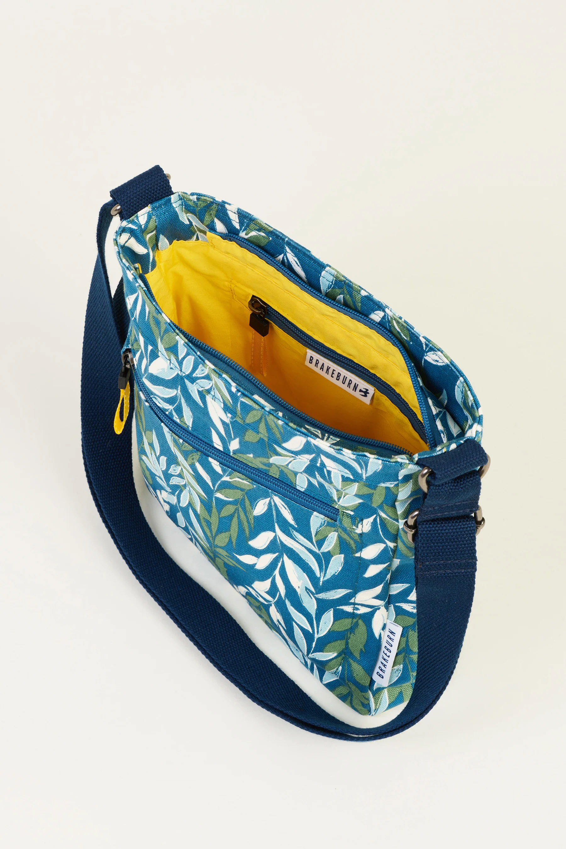 Willow Cross Body Bag - Image 4