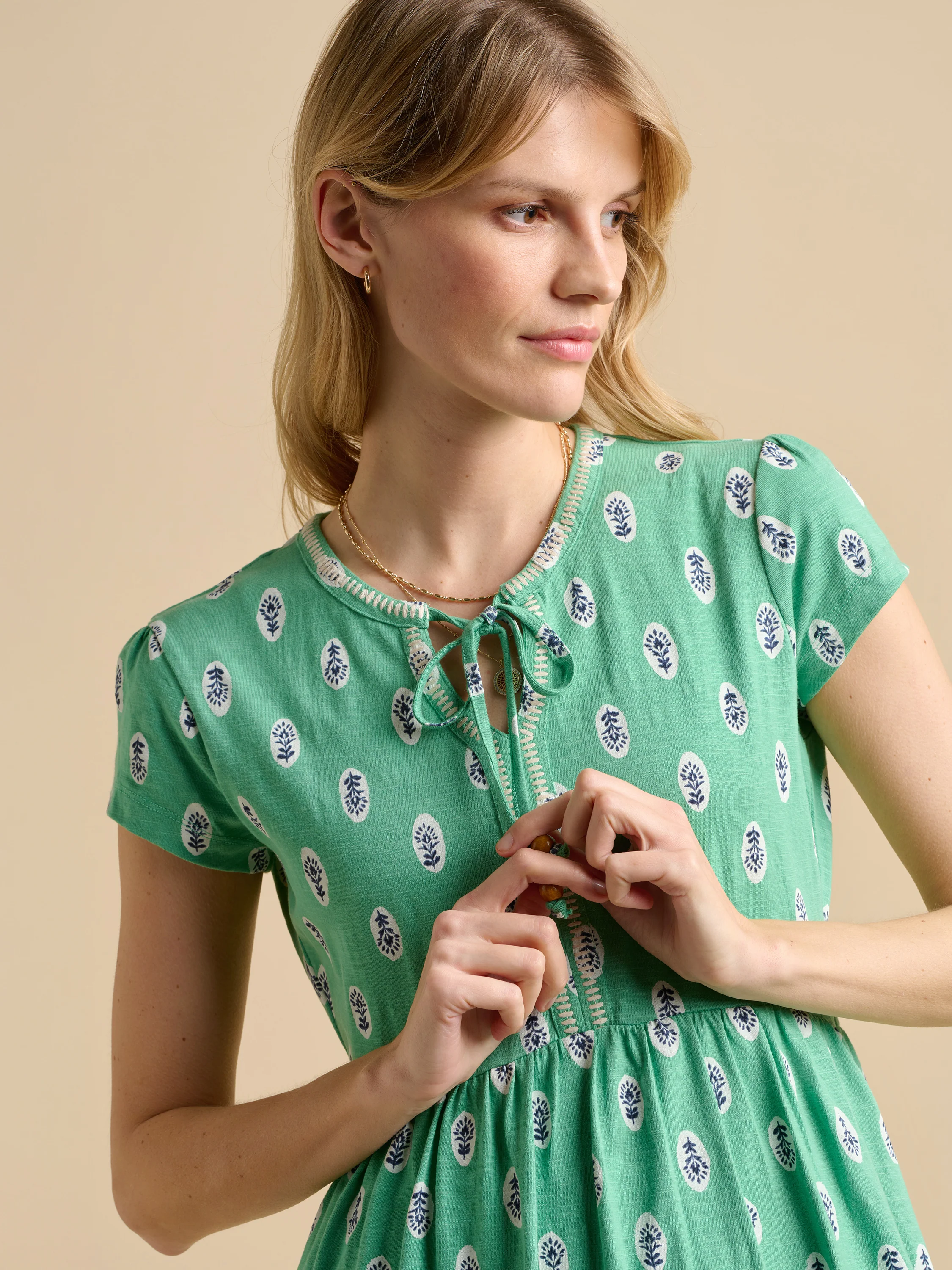 Woodblock Floral Knee Length Dress - Image 5